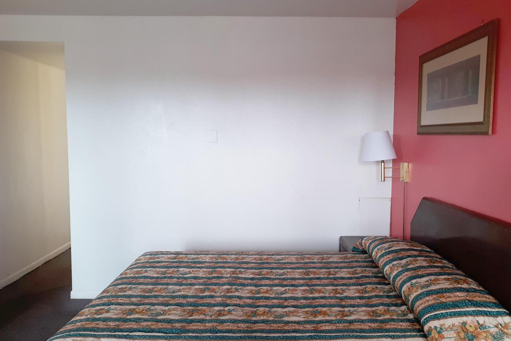 Oyo Hotel Kings At Clovis Ngoại thất bức ảnh