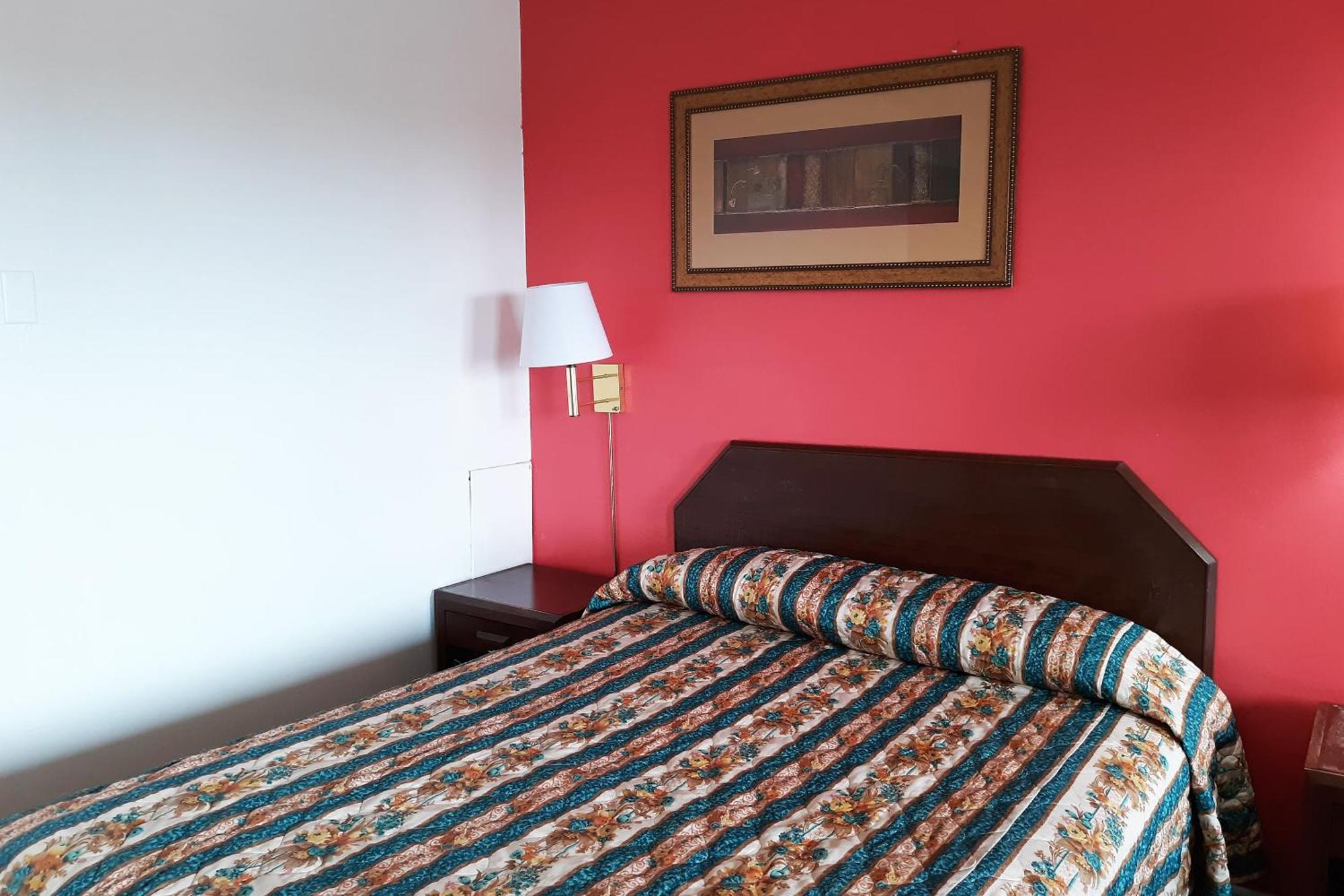 Oyo Hotel Kings At Clovis Ngoại thất bức ảnh