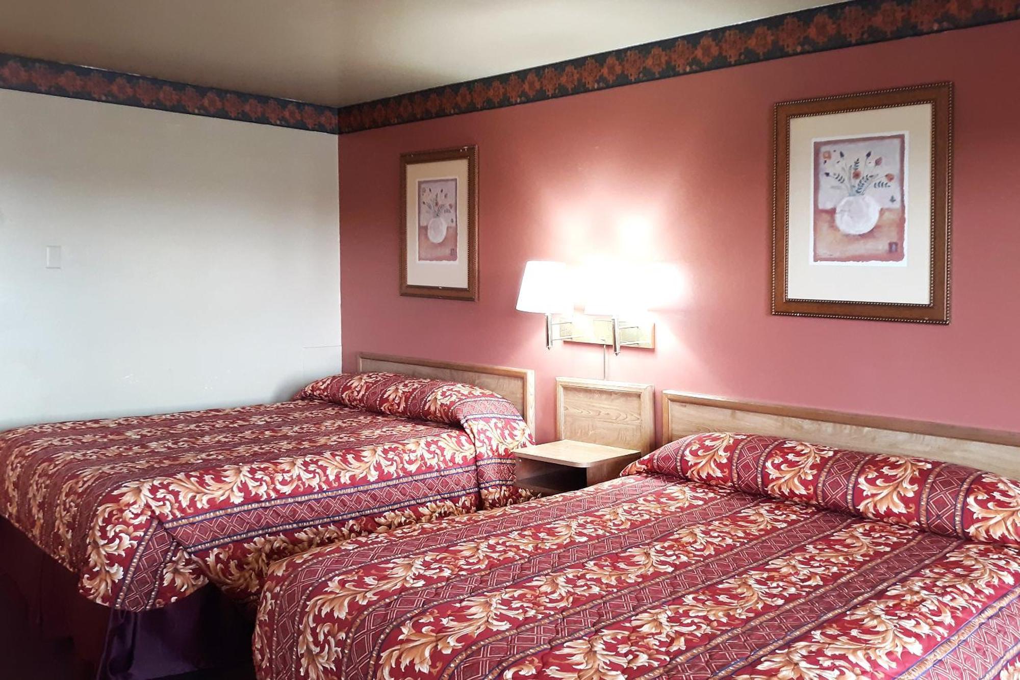 Oyo Hotel Kings At Clovis Ngoại thất bức ảnh